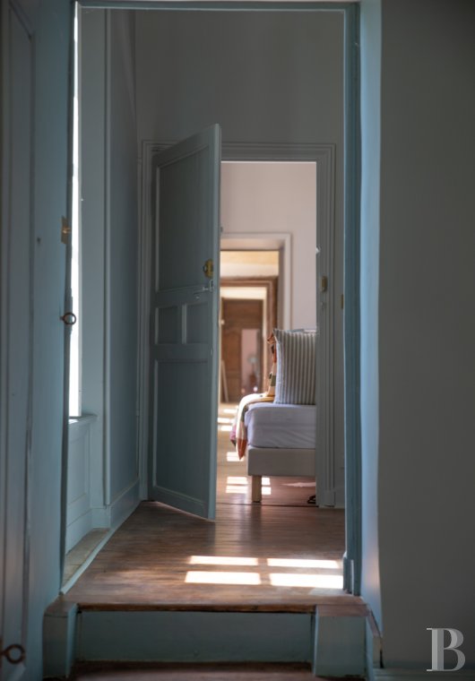 A château and its outbuildings in walled grounds to the north-east of Falaise, in Calvados - photo  n°19